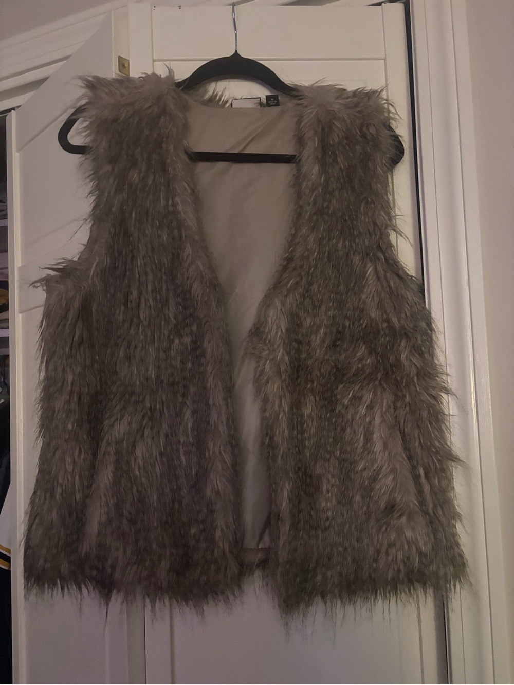 Allen B. by Allen Schwartz Taupe Faux Fur Sleeveless Jacket